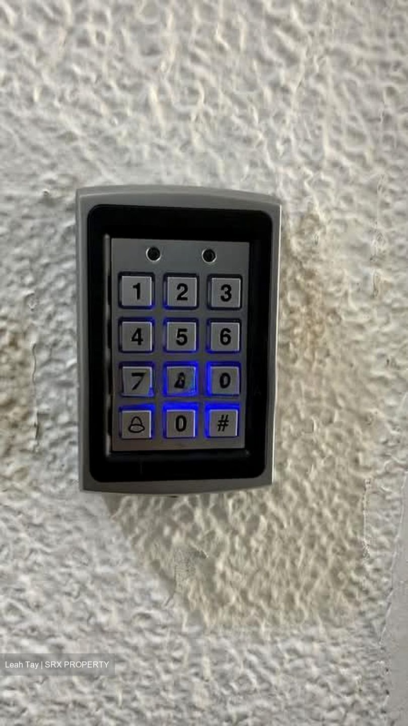 United House (D9), Office #605341351